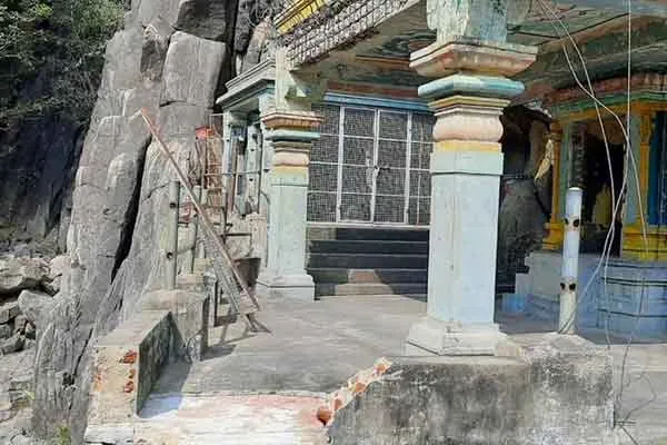  rain flood ... Agasthiyar statue was blown away ...