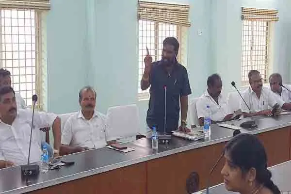 Seerkazhi Counselor spoke for public goes viral   