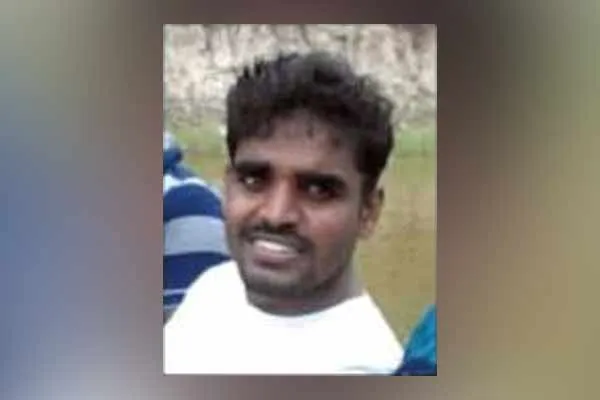 Annamalai and Tejesvi Airplane emergency door open 