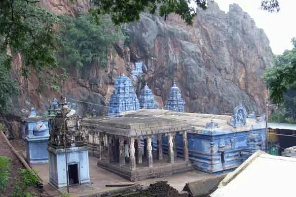 Chola era temple should be develop- DChola era temple should be develop- Dharmapuri MP Senthil Kumar's requestharmapuri MP Senthil Kumar's request