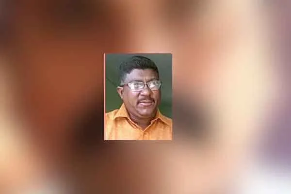 Madurai shcool student struggle by his fellow students