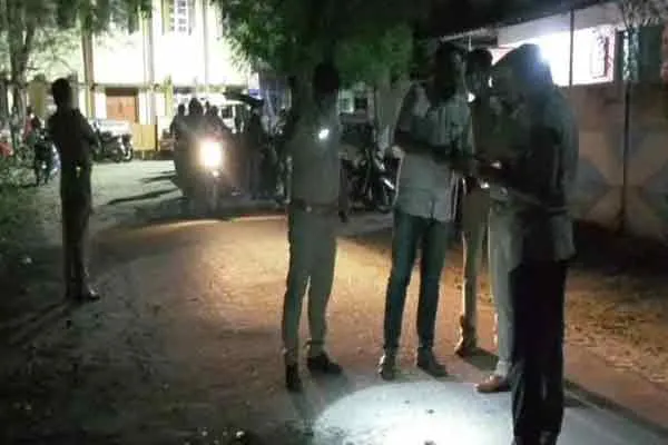 Nellai government hospital nurse passes away police arrested her husband 