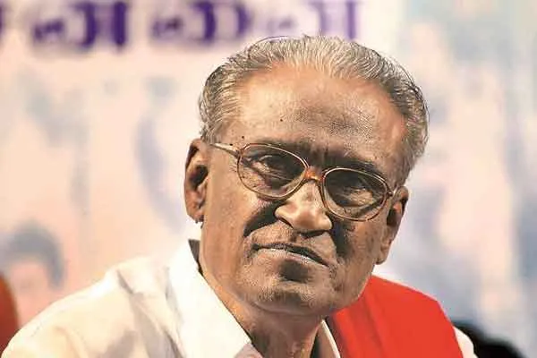 He has the vocabulary to attract dissidents by speech  R. Mutharasan