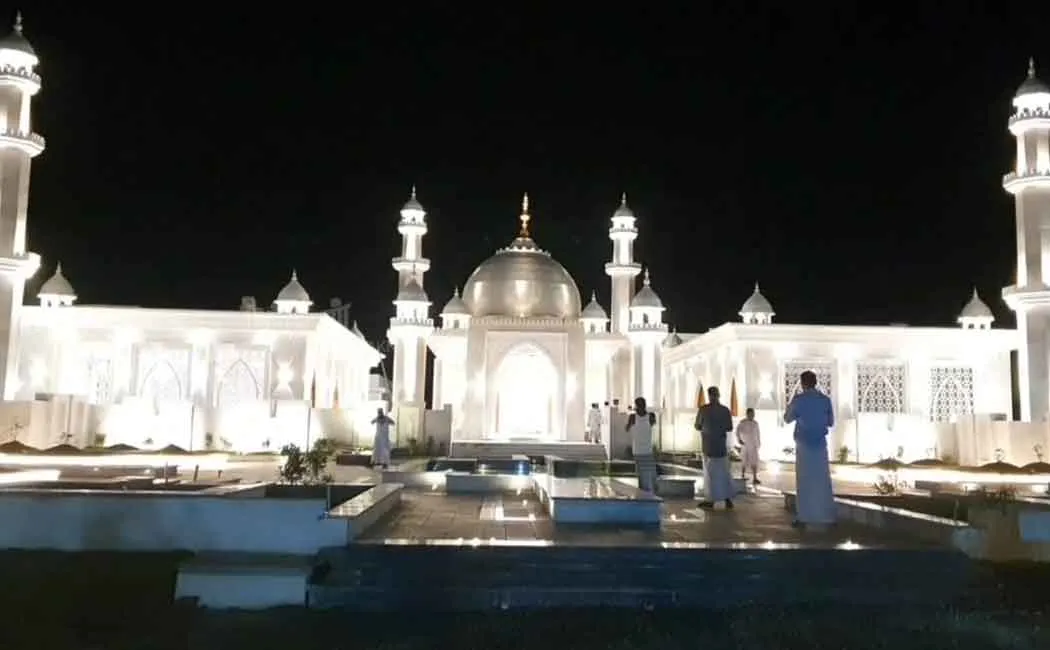 The son who built the Taj Mahal for his mother!