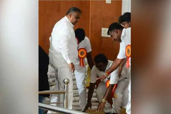 Vijay politics entry spoke with party member about Ajith