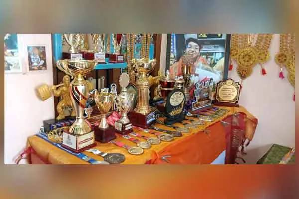 The young man who accumulates medals! Will the government fulfill the Olympic dream?