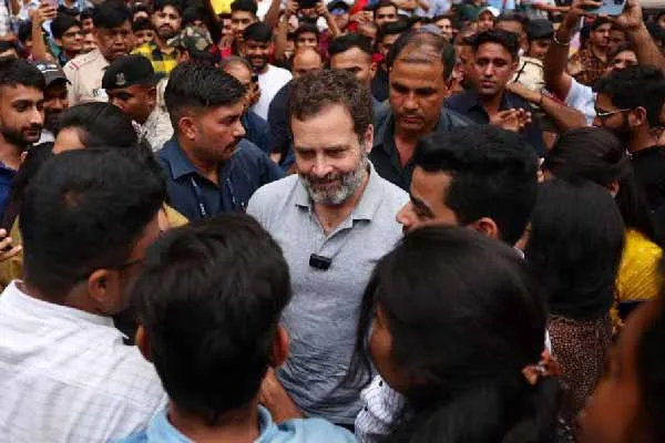 Rahul Gandhi going to Bihar for Bharath Nethi yatra 