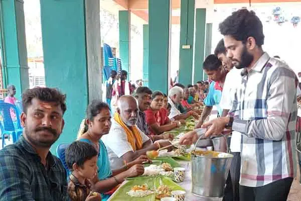 Robot Shankar in Dindigul!  temple festival
