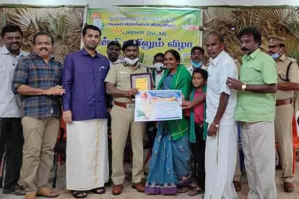 Dindigul DIG at volunteer  program 