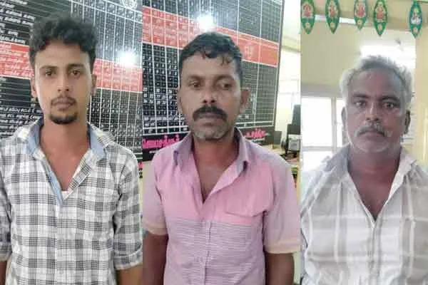 People who smuggled liquor into onion bundles ..!