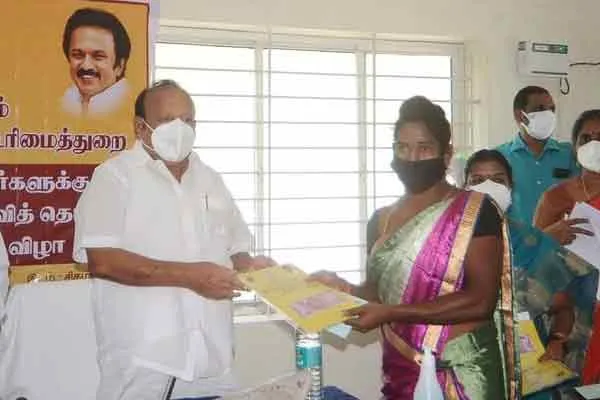 Minister of Agriculture who provided corona funds to temple priests  