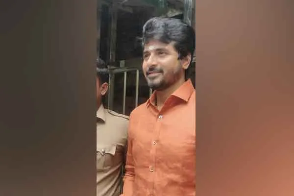Sivakarthikeyan suddenly came to the Palani Murugan Temple ...