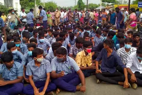 Erode school teacher arrested under pocso 
