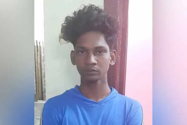 Three arrested for reversing bus