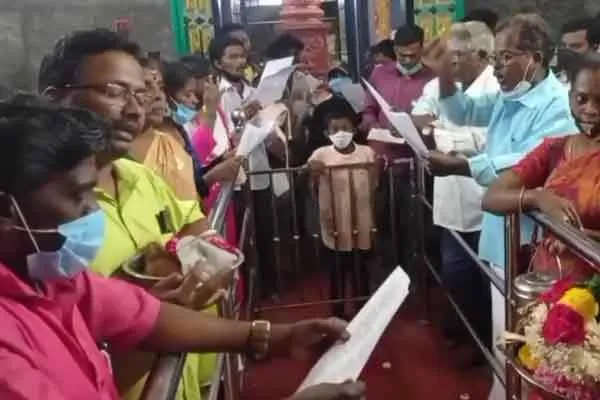 Refusal to worship in Tamil! The Theivathamil people who recited the mantra themselves!