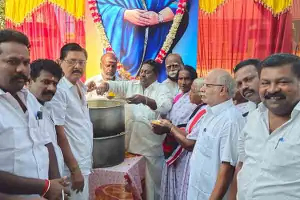  Jayalalithaa celebrates birthday by ignoring city secretary