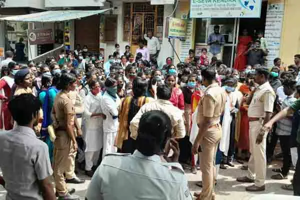 Arupukkottai college issue students struggle 