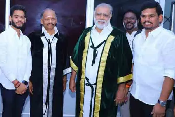 Minister I. Periyasamy at the graduation ceremony