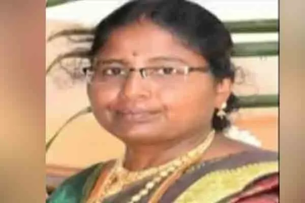 Tuticorin Vilathikulam Kolathur government school teacher suspended 