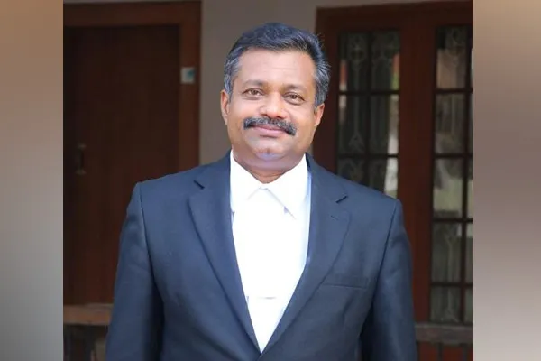Son trapped by mother Clue  Judgment of the Court of Kerala