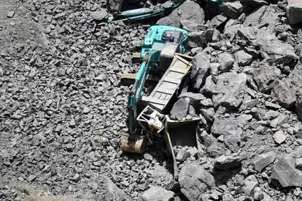 Nellai accident Minerals Officer Suspended!