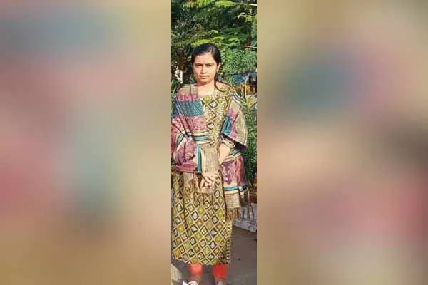 Thenkasi patel woman took gujarat  