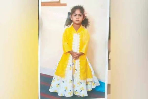 Fiver year old kid seeking medical emergency 