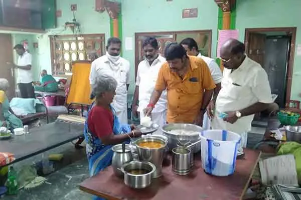 DMK Youth wing Secretary's udhaynithi stalin birthday celebration nagai 