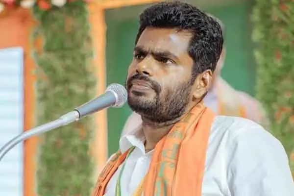 Target for Tamil Nadu BJP leader! Nainar consults with the Governor's Secretary
