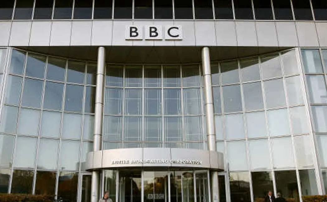 Income tax raid at BBC office delhi