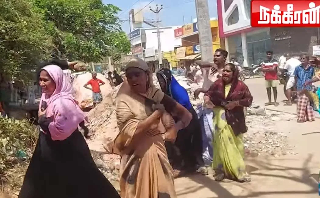 Women struggle in Sivagangai demanding closure of Tasmac