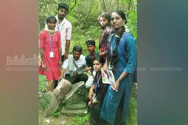 Discover the gallows lingam with Mahavira sculpture included!