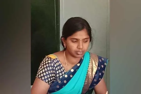 Salem kondappanayakkanpatti government school teacher suspend 