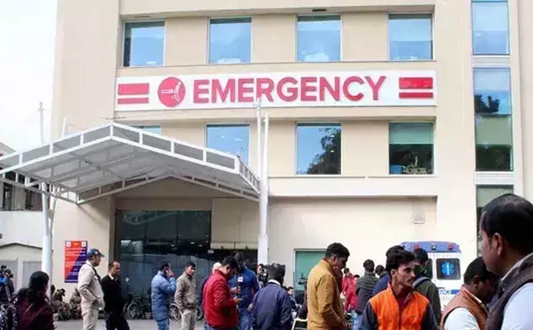 Female patient beats up doctor in Delhi government hospital