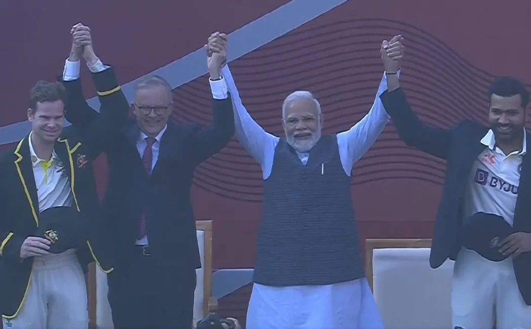  india and Australia pm's watched the Ind Aus 4th Test match together