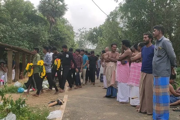 passed away of the teacher who disturbed all the students 