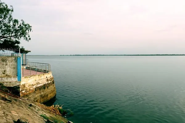 Officials have explained that there is no bad liquid in Veeranam Lake