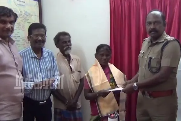 DSP praises the old woman who found the missing jewel