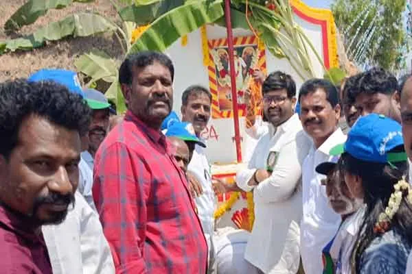 Sandalwood smuggling in Andhra Pradesh is a memorial to Veerappan 
