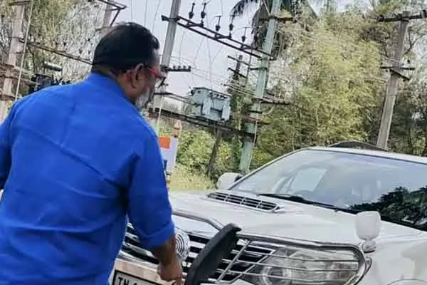 DMK Chairman angry with Mayiladuthurai Congress MLA