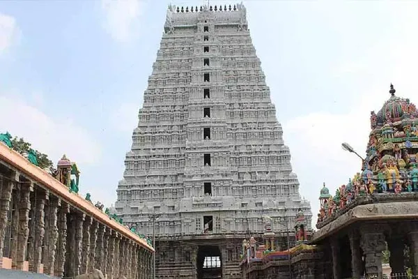 Annamalaiyar temple administration threatened to collect donations