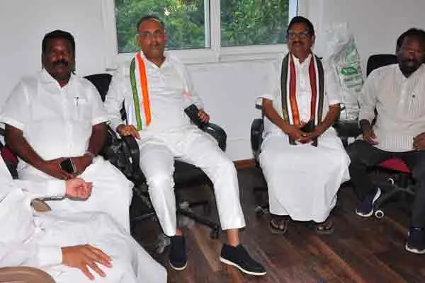Congress sathyaoorthi bavan issue 