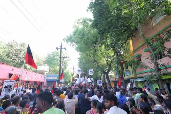 Minister KN Nehru, Anbil Mahesh intensive vote collection in Trichy