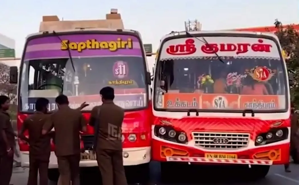 Two private buses collided with each other Coimbatore
