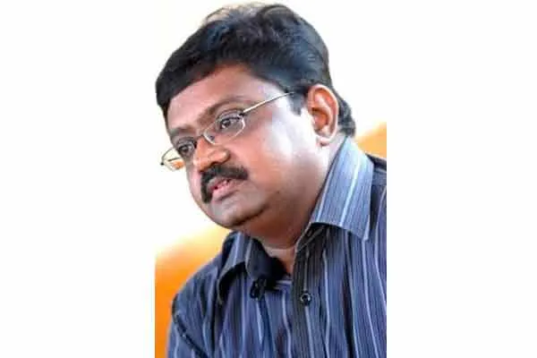 IAS officer udhayachandhiran helped student to make admission in medical 