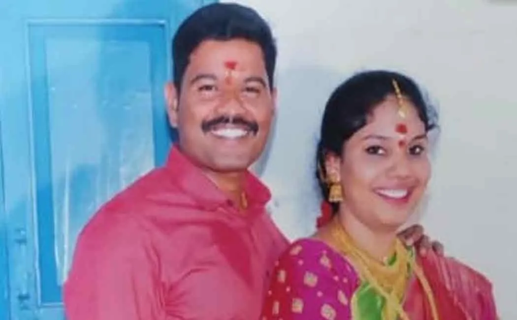   wife complains about sub-inspector in viluppuram 
