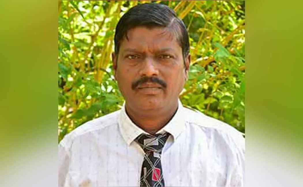 complaint against Tamil department leader in Trichy college ..!  administration Dismissed