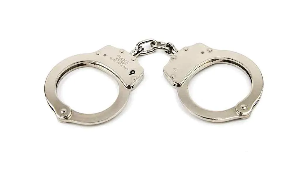 10 lakh rupees to business tycoon; 6 arrested including Special SI!