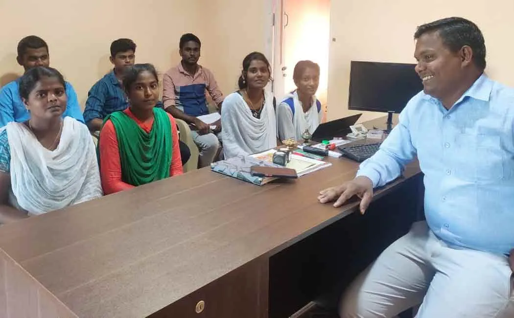 Free English Training for Government School Students Who Have Passed the NEET Exam!
