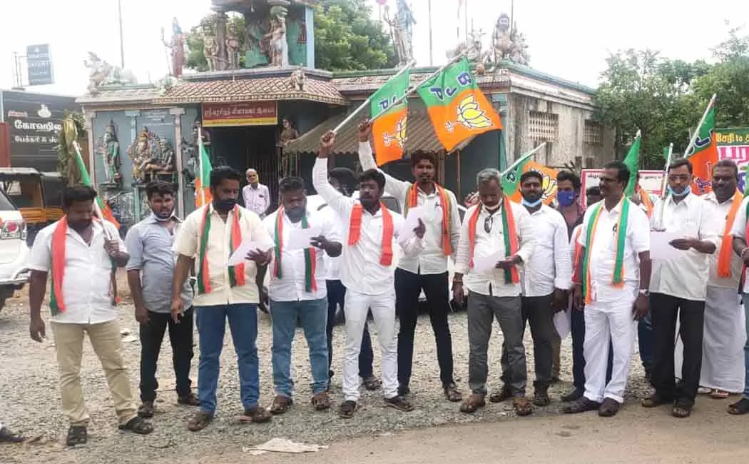 vizhupuram vaanur bjp and vck issue 